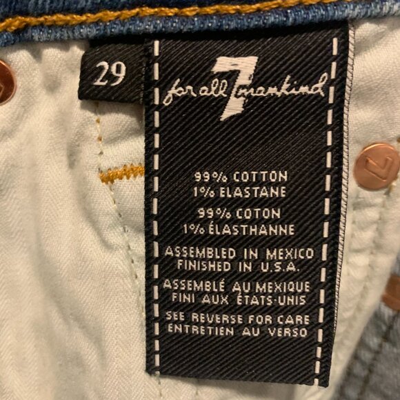 7 For All Mankind~ NWT!!~ HW Cropped - Picture 14 of 15